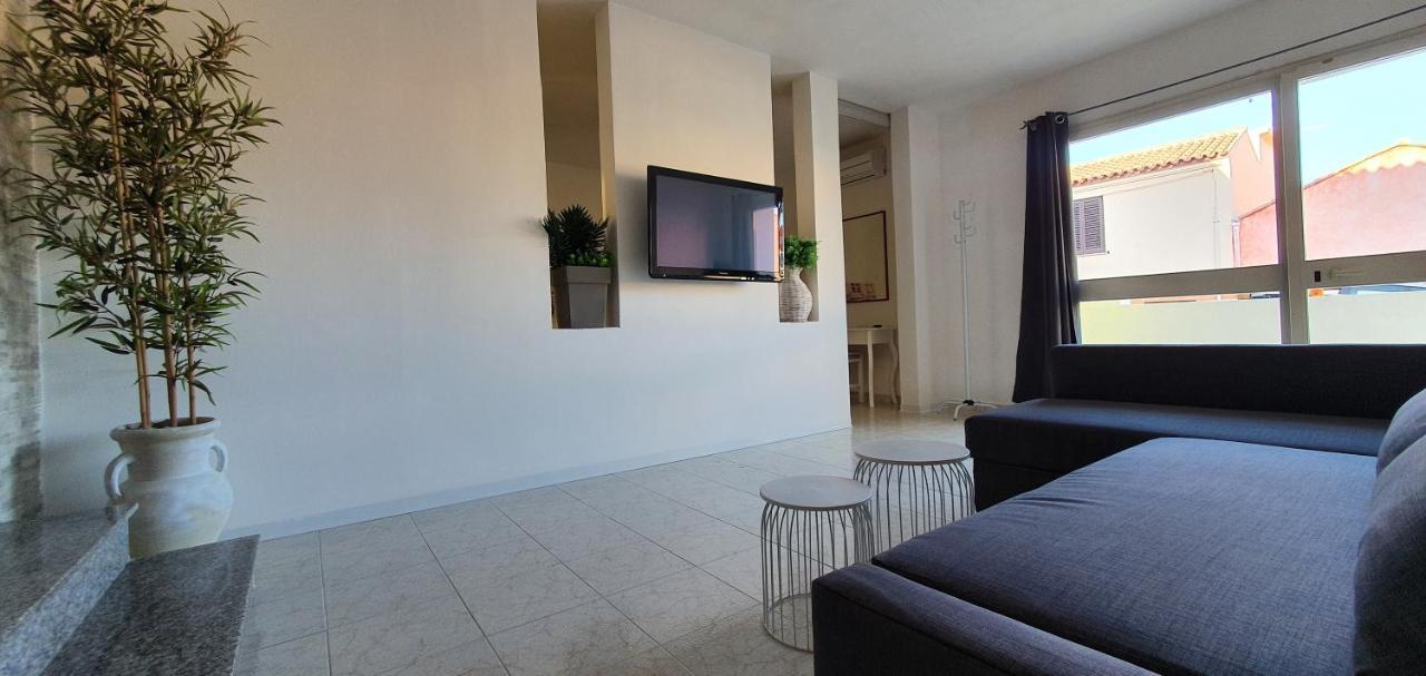 סנטה טרזה גאיורה Sardinia Suites & Apartments -Casa-Loft A Pochi Passi Dal Centro- מראה חיצוני תמונה