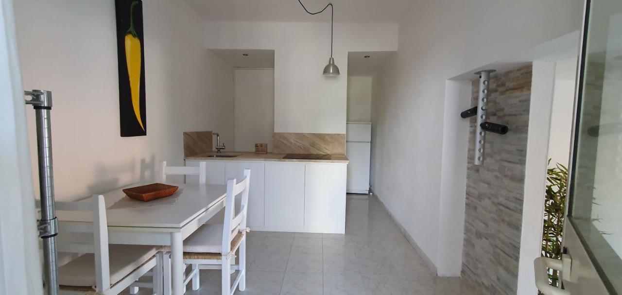 סנטה טרזה גאיורה Sardinia Suites & Apartments -Casa-Loft A Pochi Passi Dal Centro- מראה חיצוני תמונה